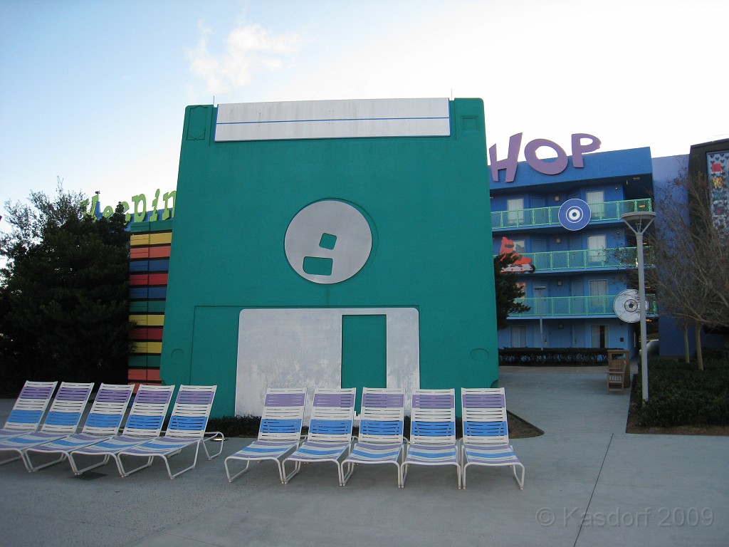 Disney 2010 D1 0584.jpg - January 9-11, 2010 Disney World Florida. Went to run the marathon. Saturday, fly down, check in, go to Expo to pick up packet, then to see Blue Man Group in the evening.